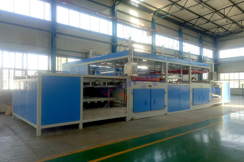 雙頭自動<a href=http://m.jacklp.cn/ target=_blank class=infotextkey>吸塑機</a>.jpg